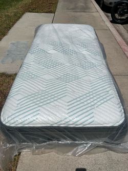 Twin XL Mattress -  beauty rest