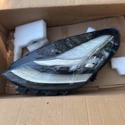 Tesla Model Y Headlight Damaged But Works