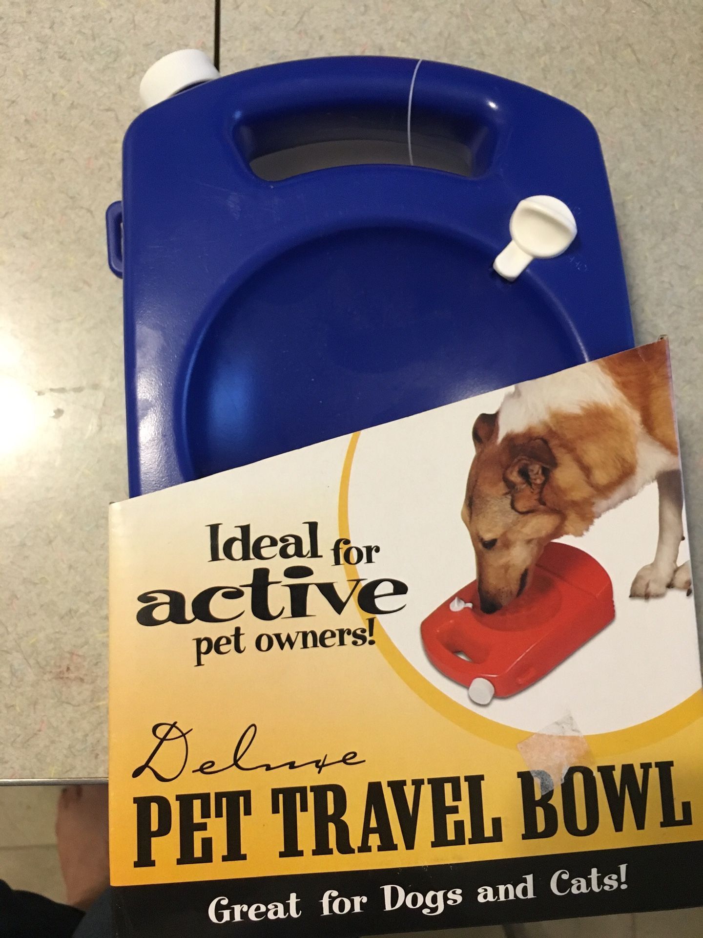 New pet travel bowl