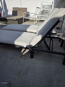 Lounge chairs with cushions 150 Obo