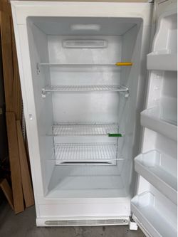 Frigidaire 17-cu ft Frezzer