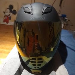 Icon Helmet