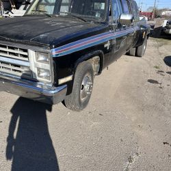 1987 Chevy Dually