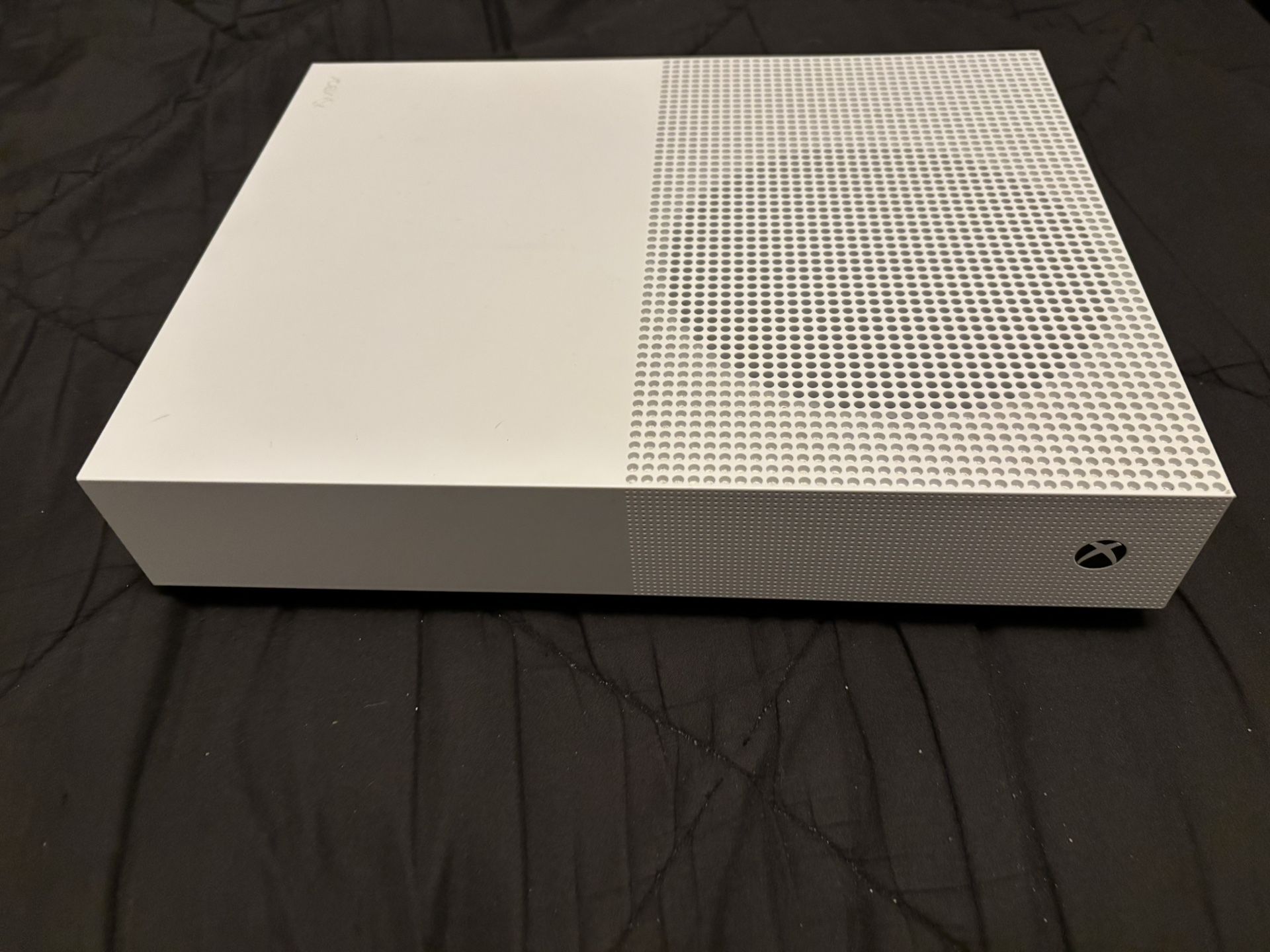 Xbox One S