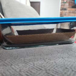 pyrex casserole  dish 