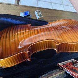 4/4 Rothenberg Violin Maple Flame Back with New Bow, Digital Tuner, Shoulder Rest $250 Firm