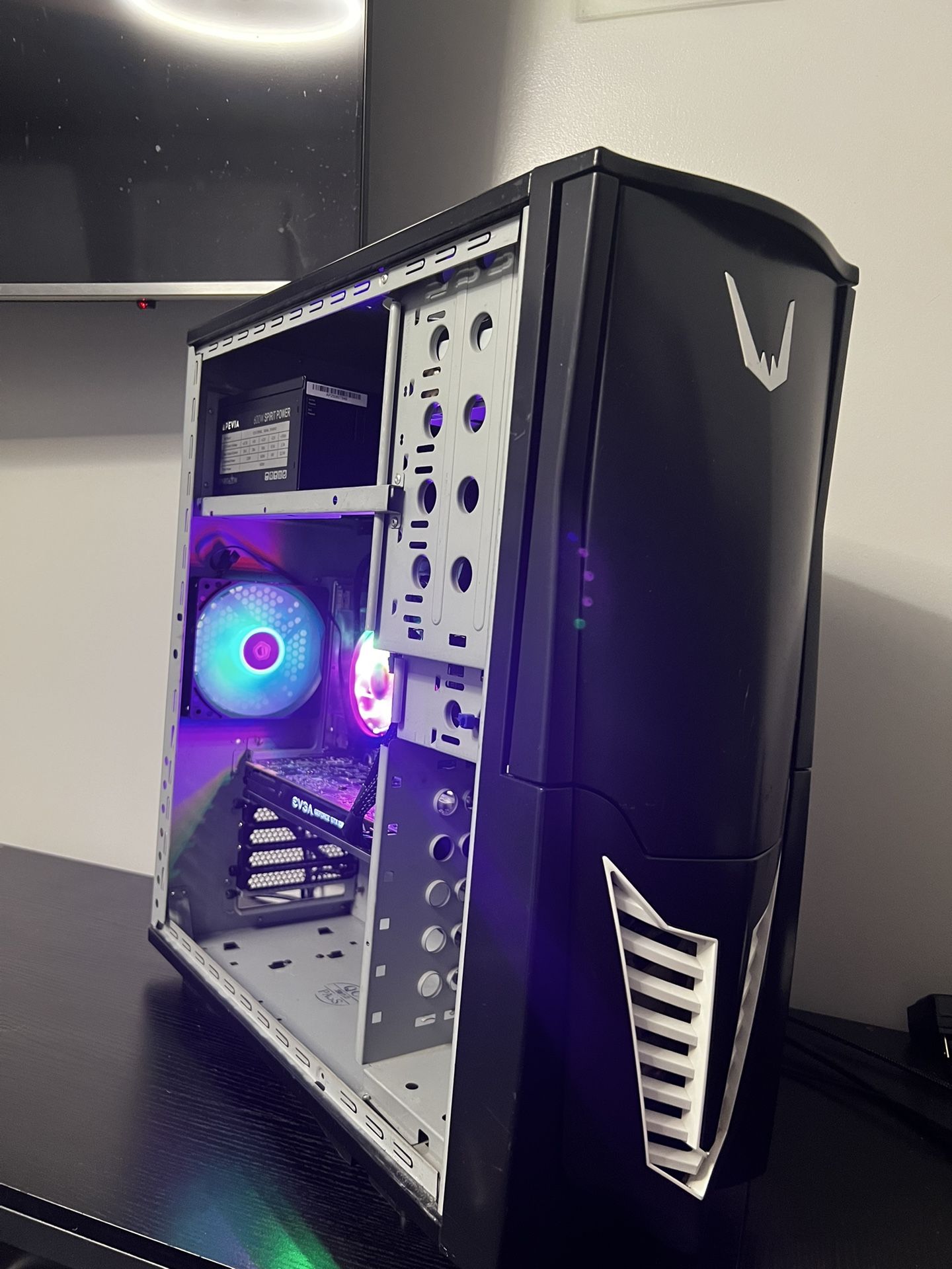 Gaming PC i5-4590 | 16GB | GTX 1080 8GB | SSD+HD | WiFi | Win 10 Pro