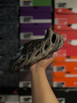 Yeezy Foam RNR “MX Cinder”