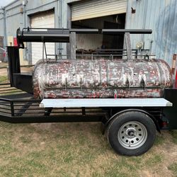 BBQ Pit| Professional Smoker🔥 250 Gallons