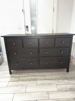 Black dresser
