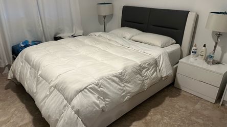 Queen Bed