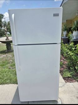 Frigidaire Refrigerator