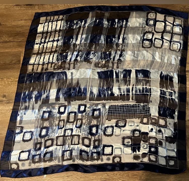Vintage 70s Scarf Shawl Abstract Blue Gray White Flowy 40” x 40” Korea