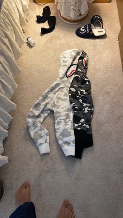 Bape hoodie no bag size m