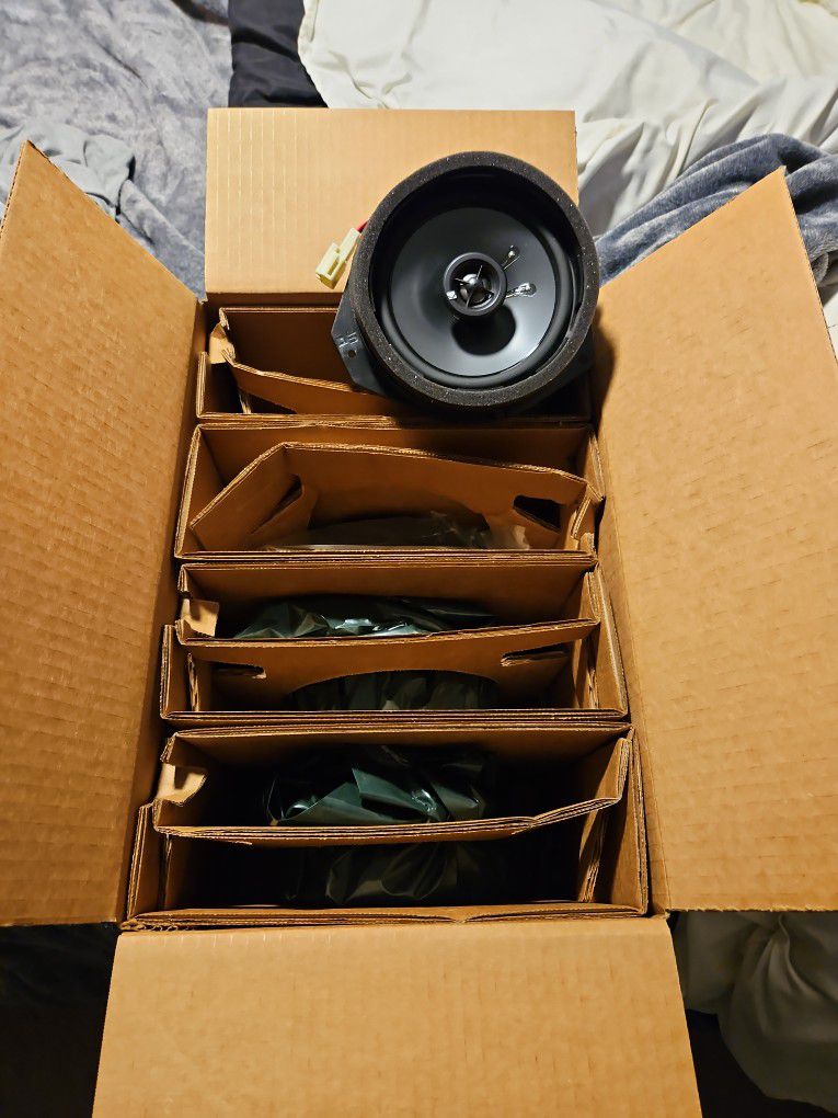 Subaru WRX Kicker Speaker Upgrade