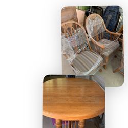 Used Table and Chairs 