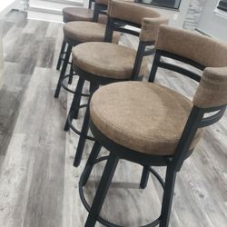 Swivel Counter Stools  Four Available!!!