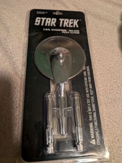 New Sealed - U.S.S. Enterprise NCC-1701 Pizza Cutter Star Trek