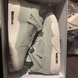 Nike Air Jordan Retro 4 Seafoam (Women’s) 