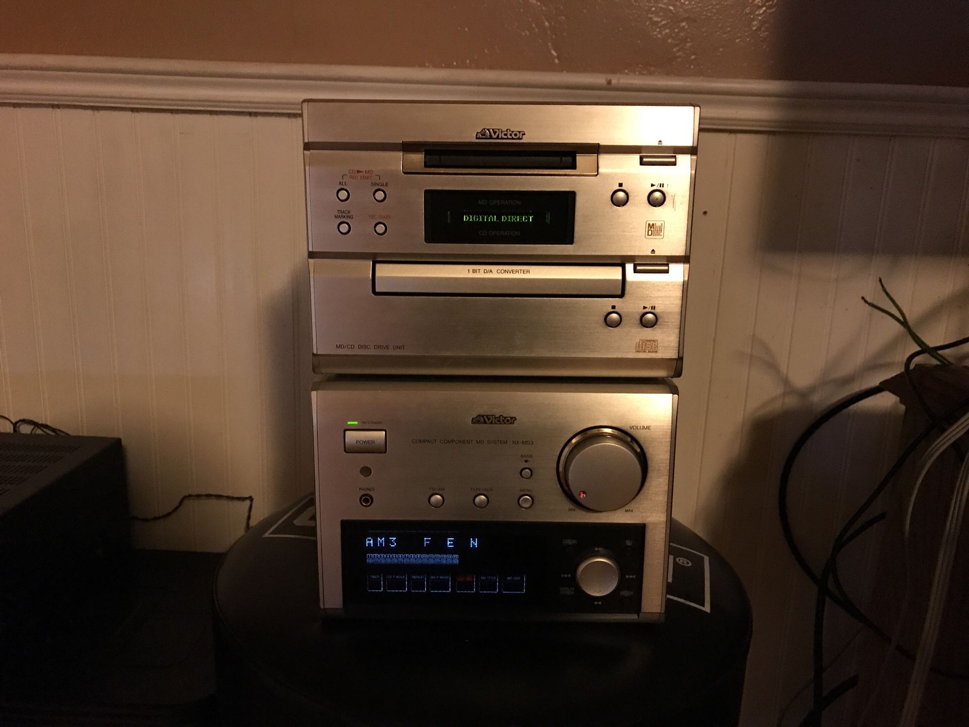 Rare”” victor minidisc/cd hi-fi component stereo system