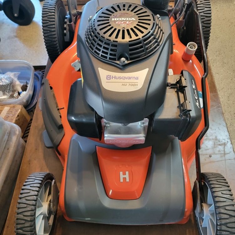 Husqvarna HU700H RWD Self propelled Mower for Sale in Van Alstyne TX OfferUp