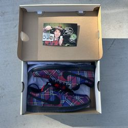 Nike Dunk SB Nardwuar