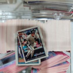 Jewel Case Full Of topps 1991 Micro Mini Baseball Cards 