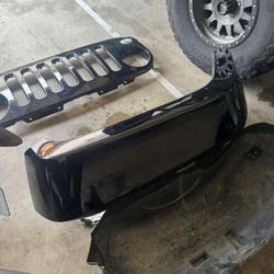 Jeep Wrangler Fenders and Grill 