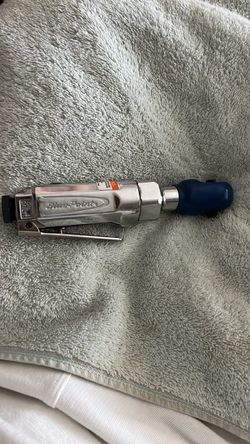 Blue point 1/4 “ air ratchet