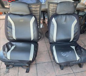 Bucket seats