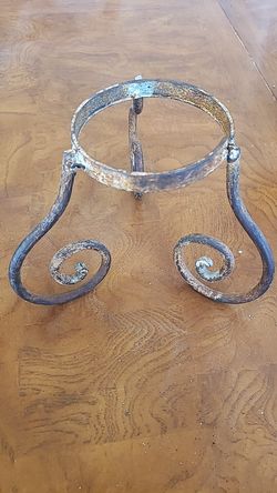 Metal stand plant stand / candle holder