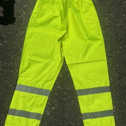 BRAND NEW SAFETY GEAR PANTS 