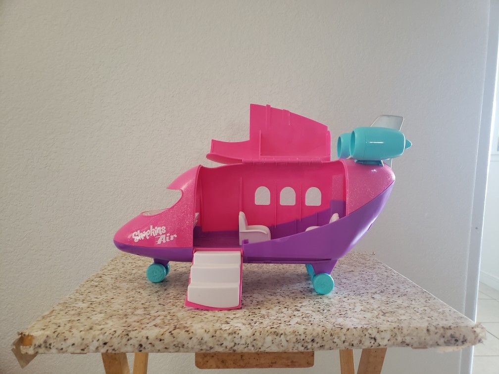 Shopkins airplane