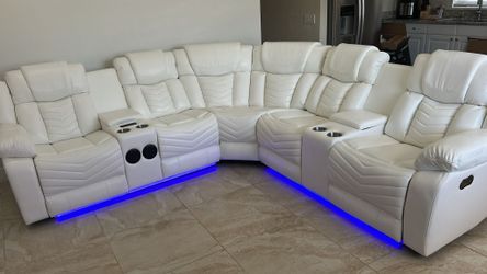 Reclining sectional