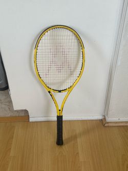 Volki tennis racket