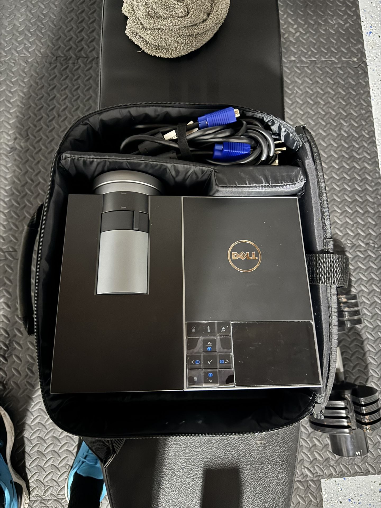 Dell 4220 DLP Projector