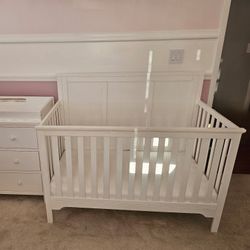 Crib And Changing Table Dresser - White
