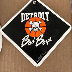 “BAD BOYS” “DETROIT PISTONS” Cards Lot: 1989, 90 & 91.  (34-Cards) + (2) Oversized Action Photos, 1989 Pennant & License Plate!!!NM/M!!!😎