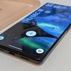 Unlocked Google Pixel 6 Pro 5G Stormy

Black 256GB Smart Phone with 2 Genuine Original Google Phone Cases