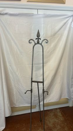 Decorative Wrought Iron Floor Easel