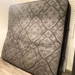 King Size Pillow Top Mattress And Bed Springs  