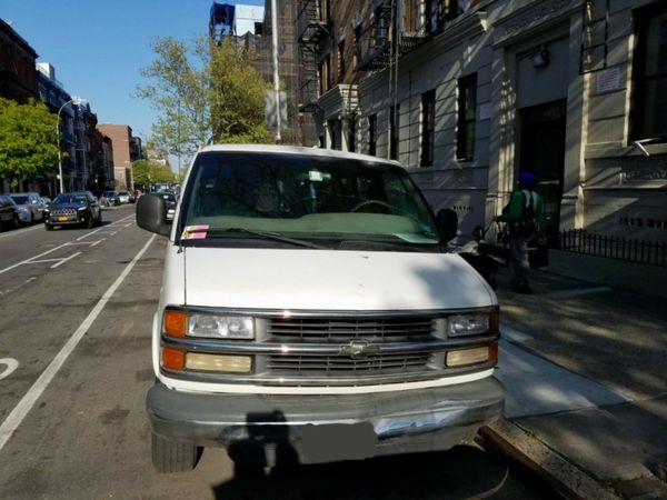 2000 chevrolet express 3500