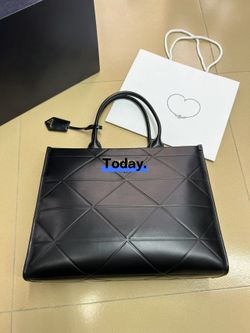 Triangular Diamond Tote Bag