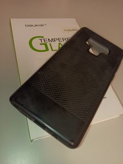 Samsung Galaxy Note 9+ Case & Glass Protector