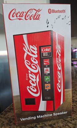 Coca Cola Vending Machine Bluetooth Speaker