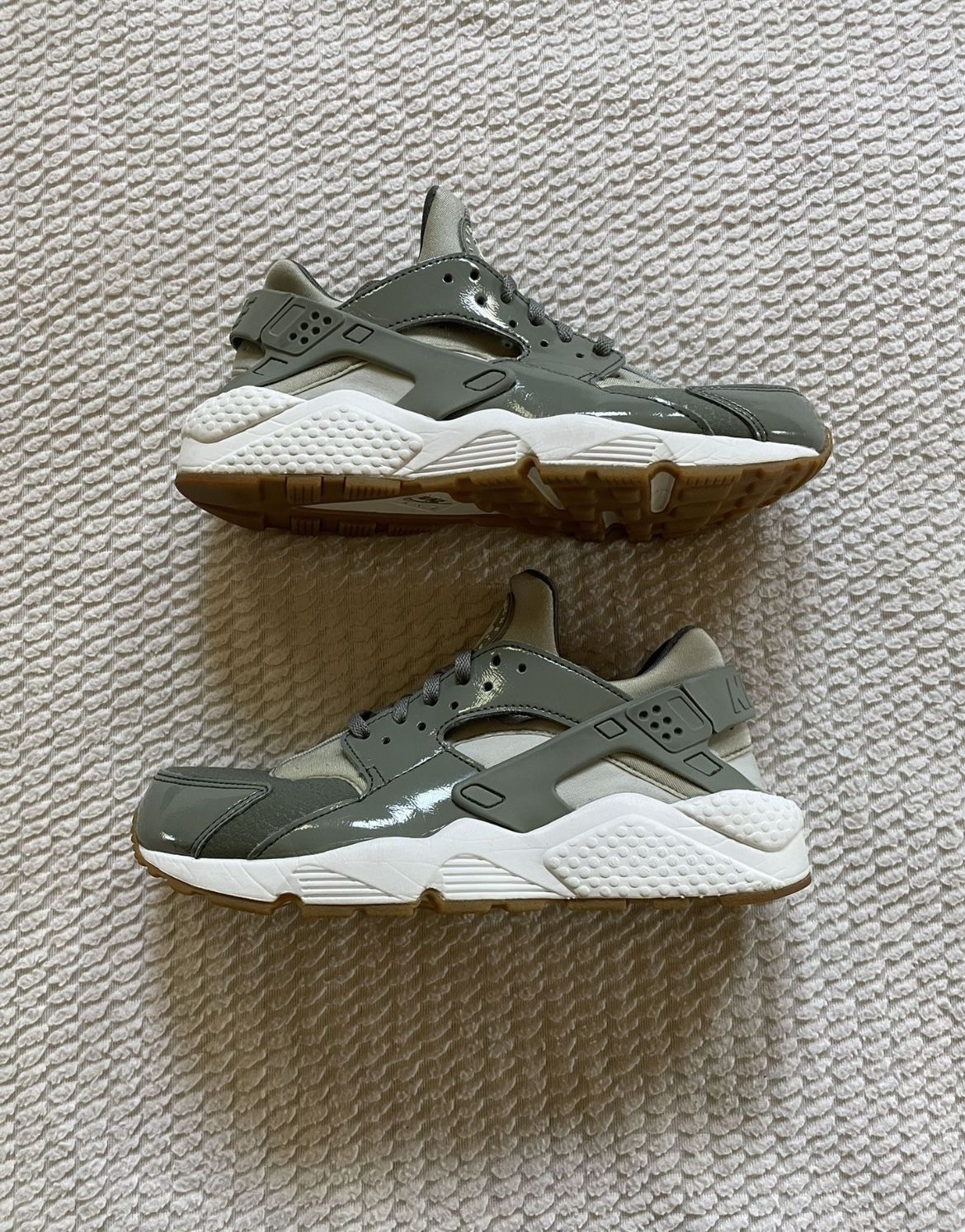 Nike Air Huarache Run Sz 7.5