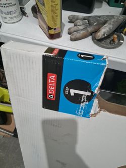 Glass Shower Door Pivoting