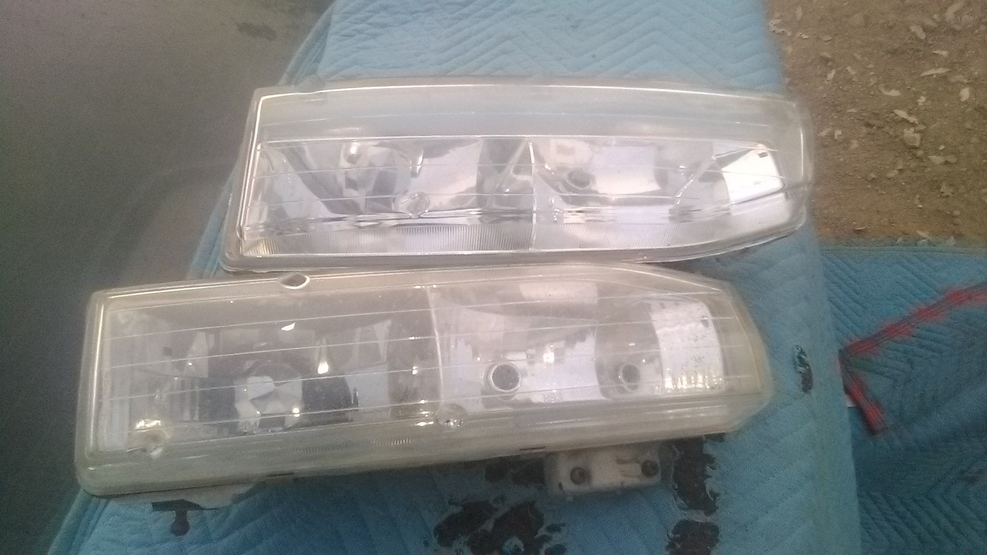 1990 Honda Accord headlights with bulbs