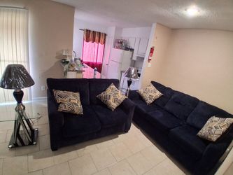 Leaving room set