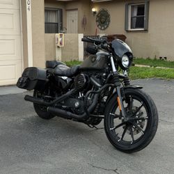2019 Harley Davidson Sportster Iron 883
